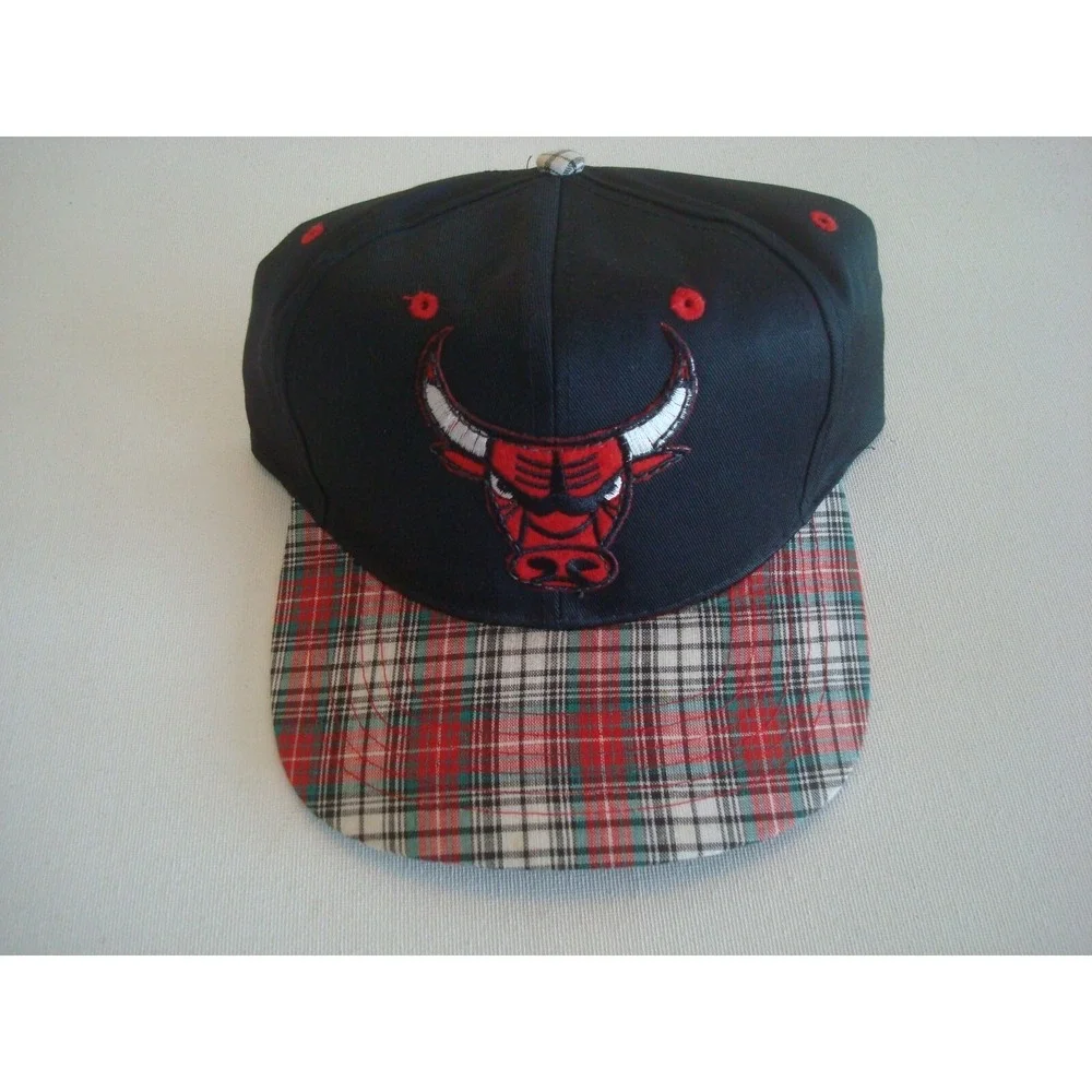 CHICAGO BULLS PLAID 80S  SCRIPT 90S SNAPBACK GOLF HAT CAP VINTAGE‎ EE3